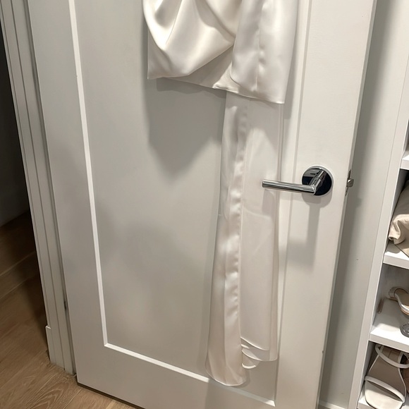 Katie May Miss Jen Dress Sz Small White - Picture 5 of 7